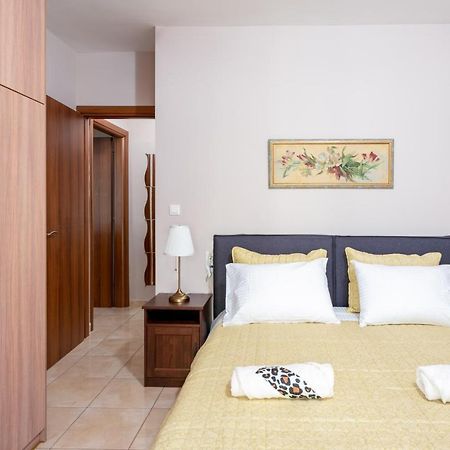 Eleni'S Modern Apartment Βόλος Εξωτερικό φωτογραφία